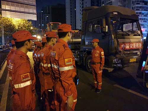 中國安能緊急處置廈門地鐵二號線呂厝路口地面塌陷險(xiǎn)情