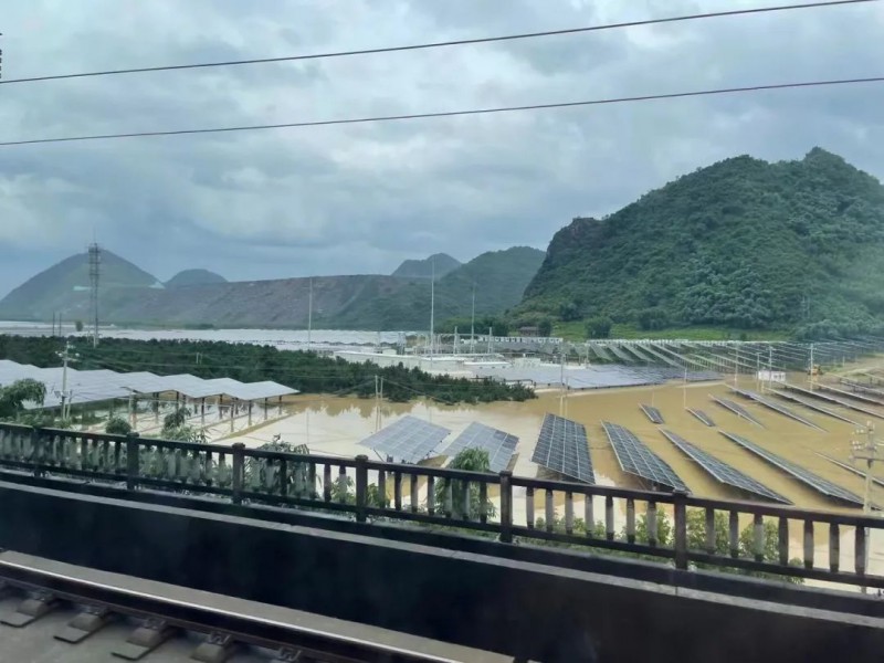 地面電站秒變漂浮電站，又一光伏電站被水淹！