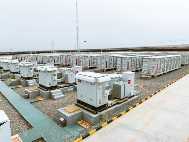 儲能200MW/800MWh!國內(nèi)最大電化學儲能電站全容量并網(wǎng)投運