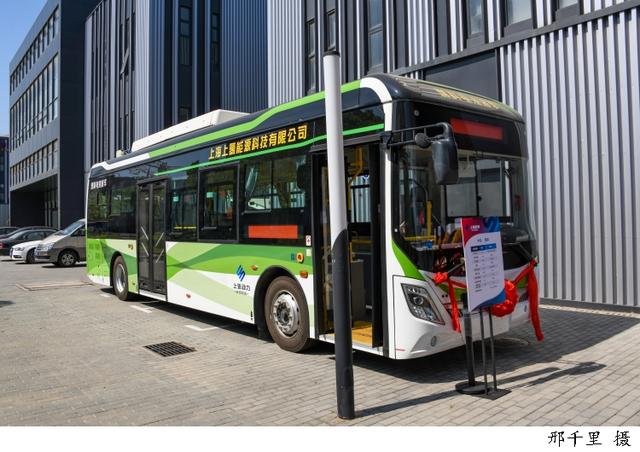 到2025年力爭發(fā)展燃料電池汽車超過10000輛，《上海交通領(lǐng)域氫能推廣應(yīng)用方案》發(fā)布